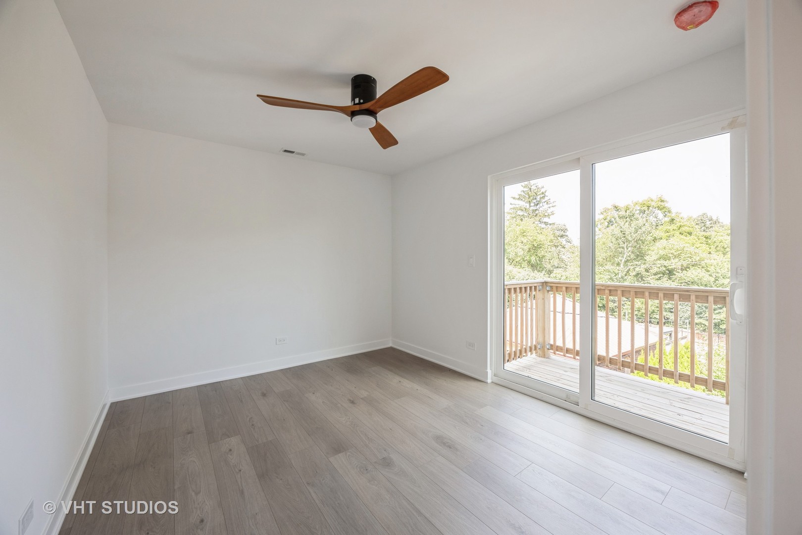 823 N La Grange Road Unit: 2
