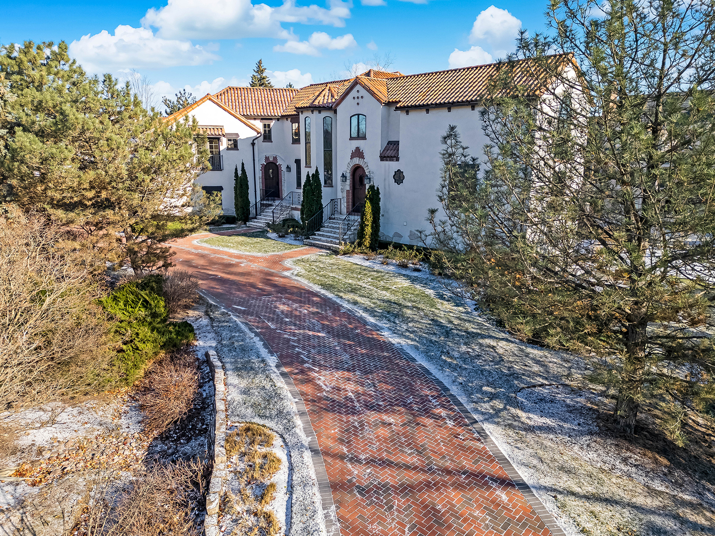 205 AMBRIANCE Drive
