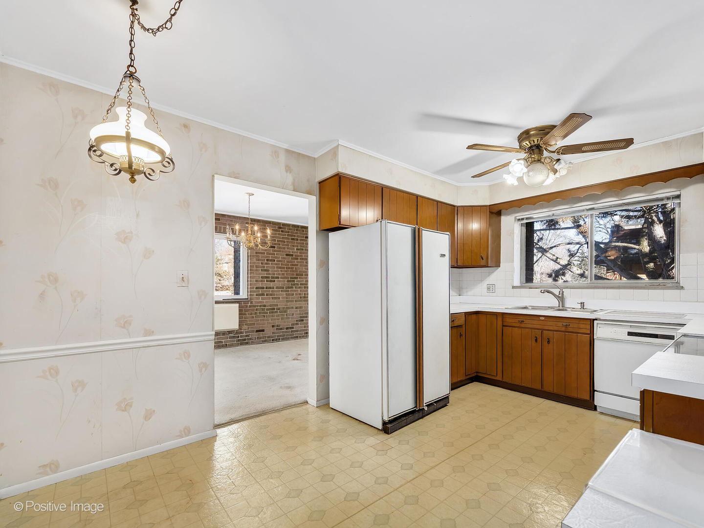 300 Claymoor Road Unit: 3A