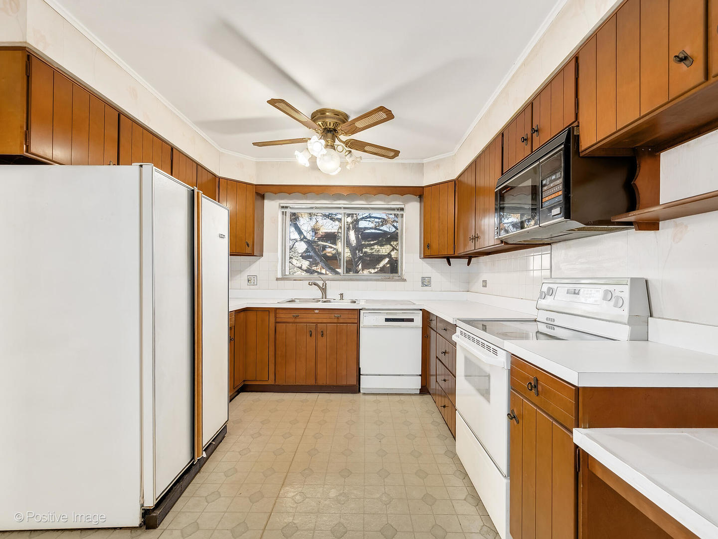 300 Claymoor Road Unit: 3A