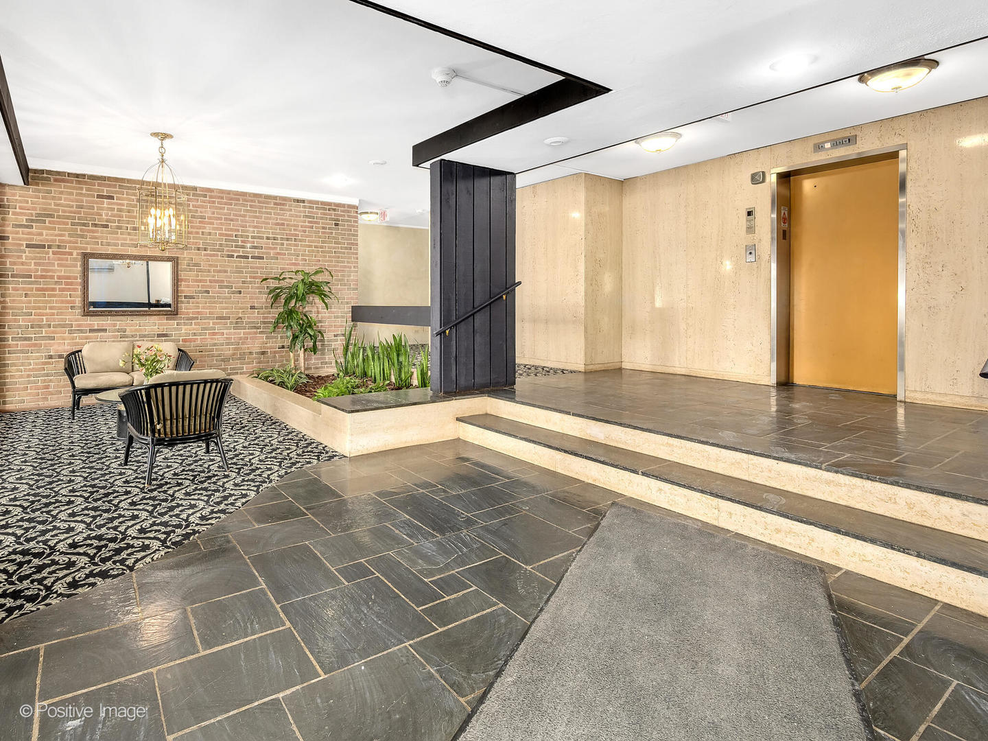 300 Claymoor Road Unit: 3A