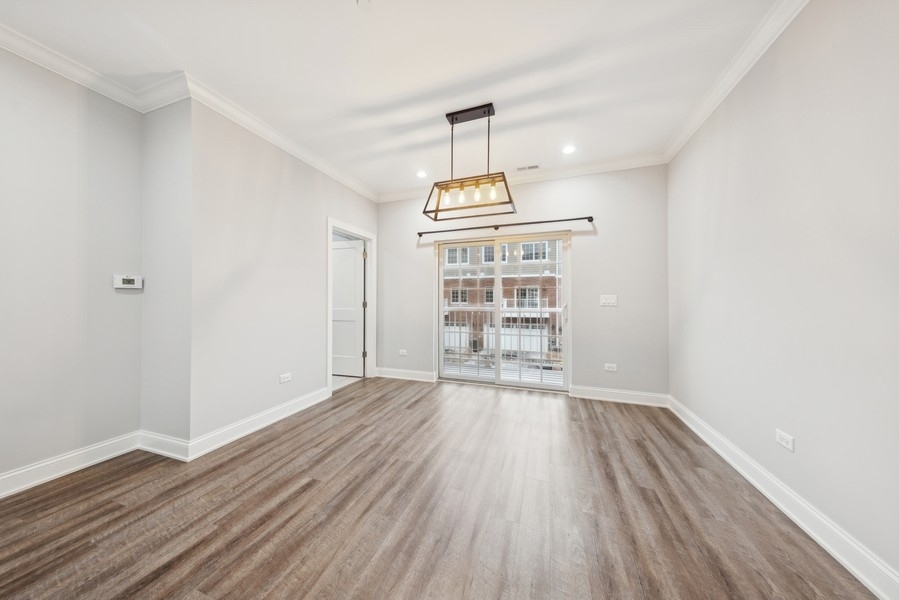 420 N Cass Avenue Unit: 4