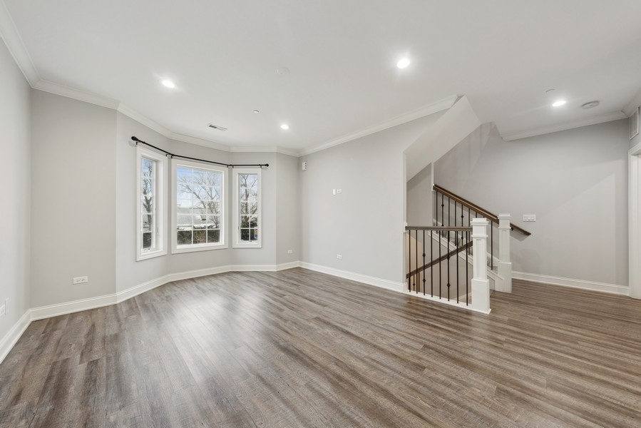420 N Cass Avenue Unit: 4