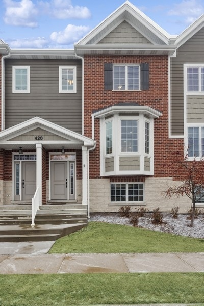 420 N Cass Avenue Unit: 4