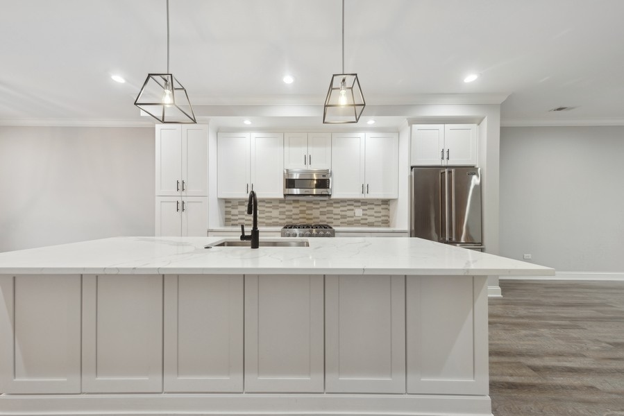 420 N Cass Avenue Unit: 4
