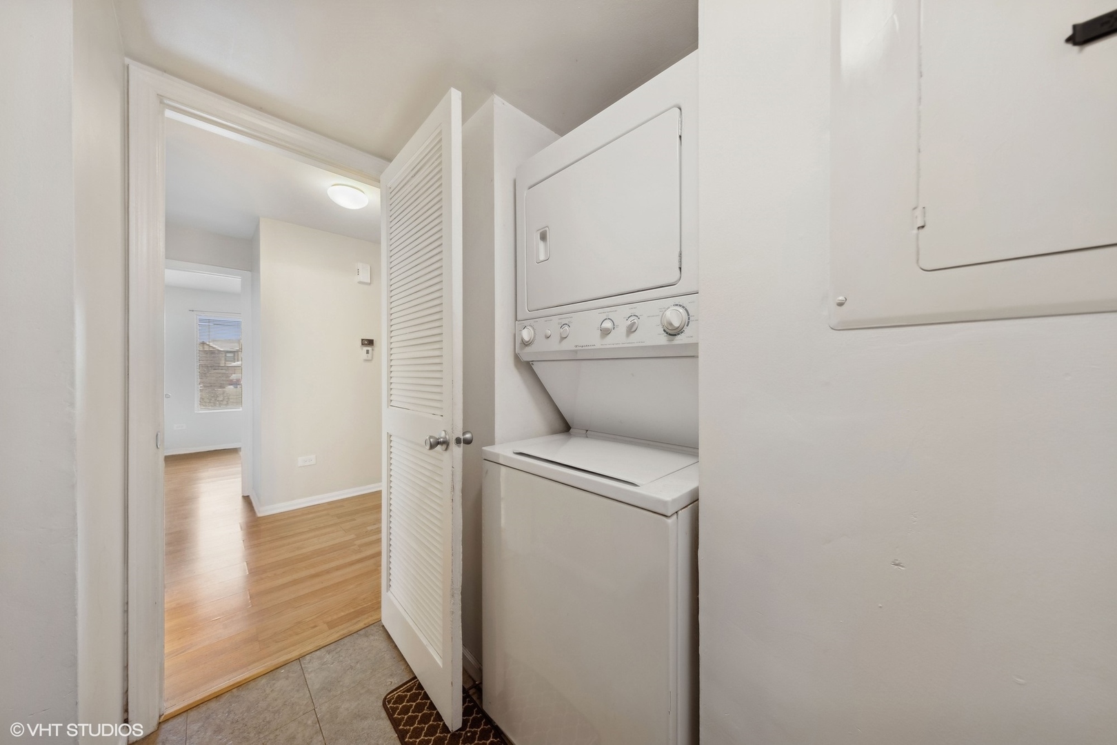 377 Sandhurst Circle Unit: 6