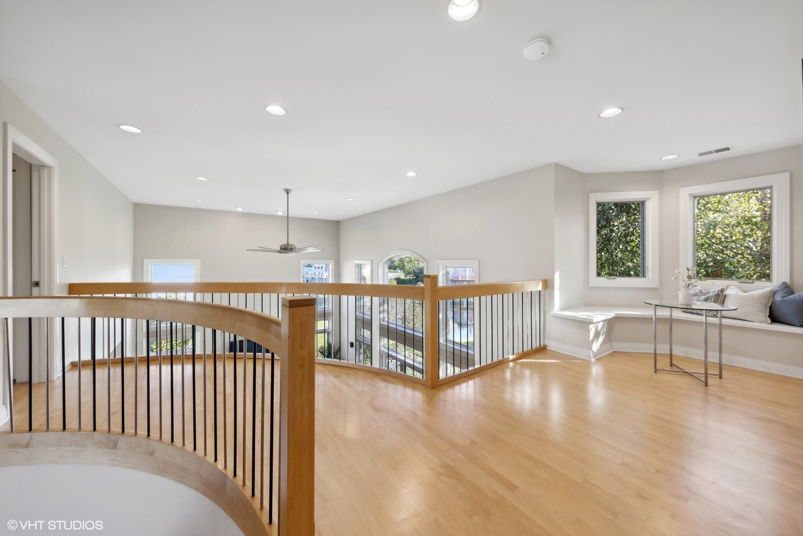 6885 Fieldstone Drive