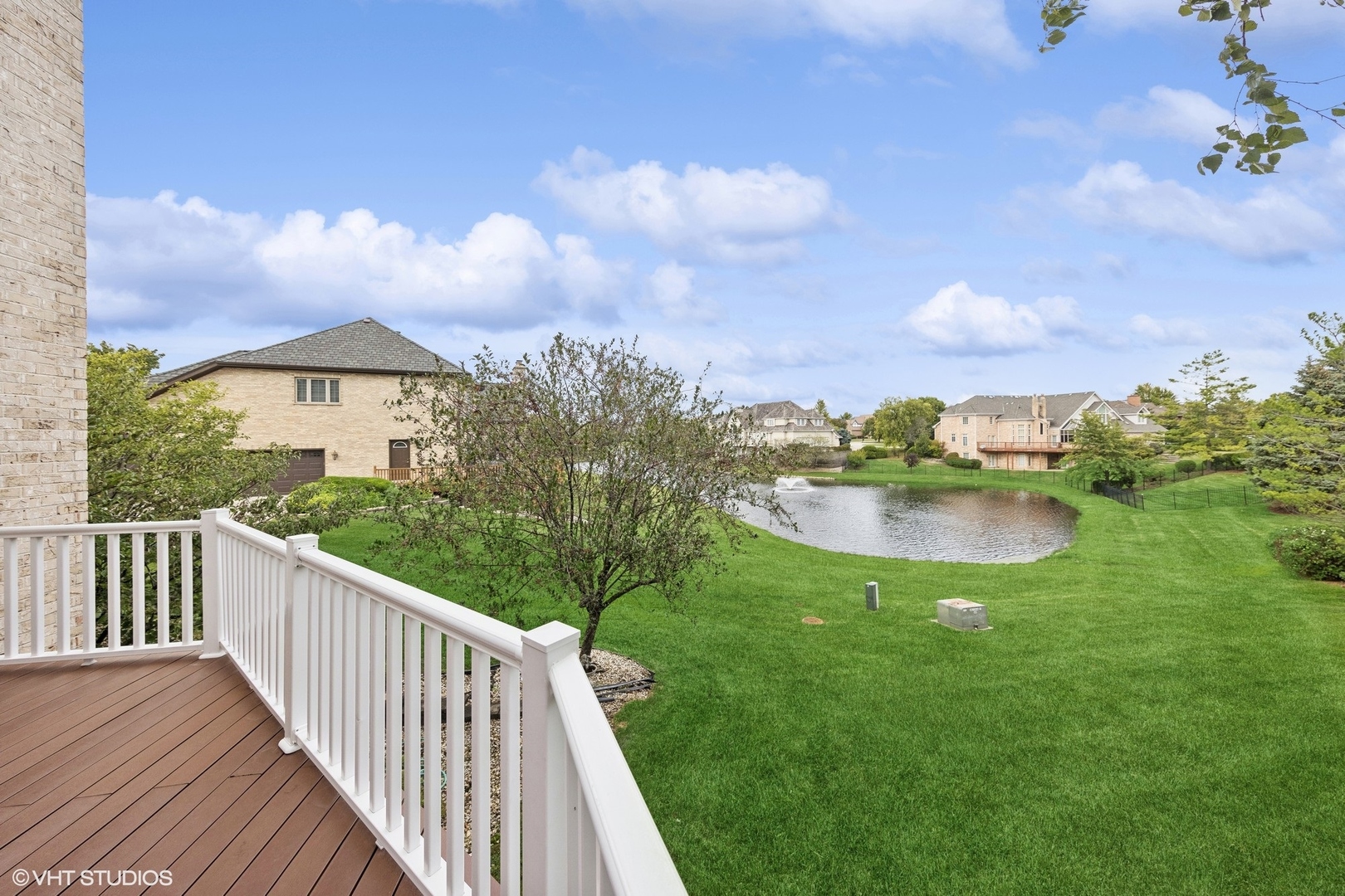 6885 Fieldstone Drive