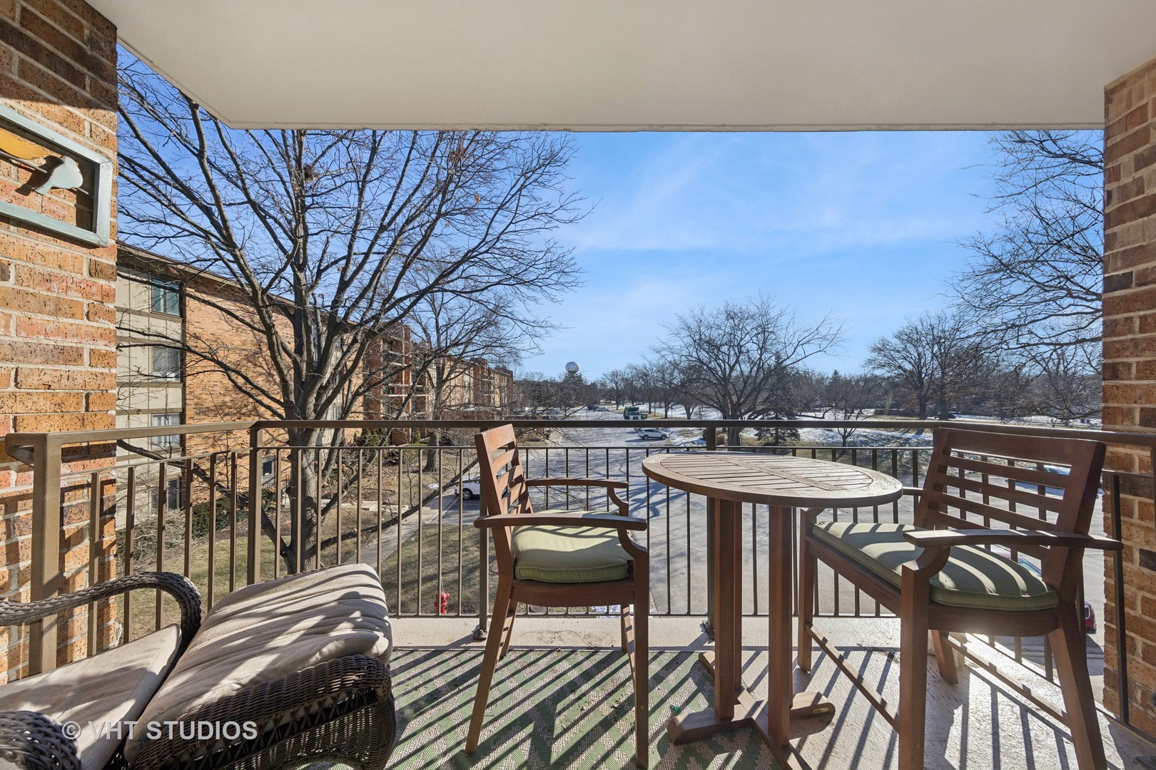 301 Lake Hinsdale Drive Unit: 306