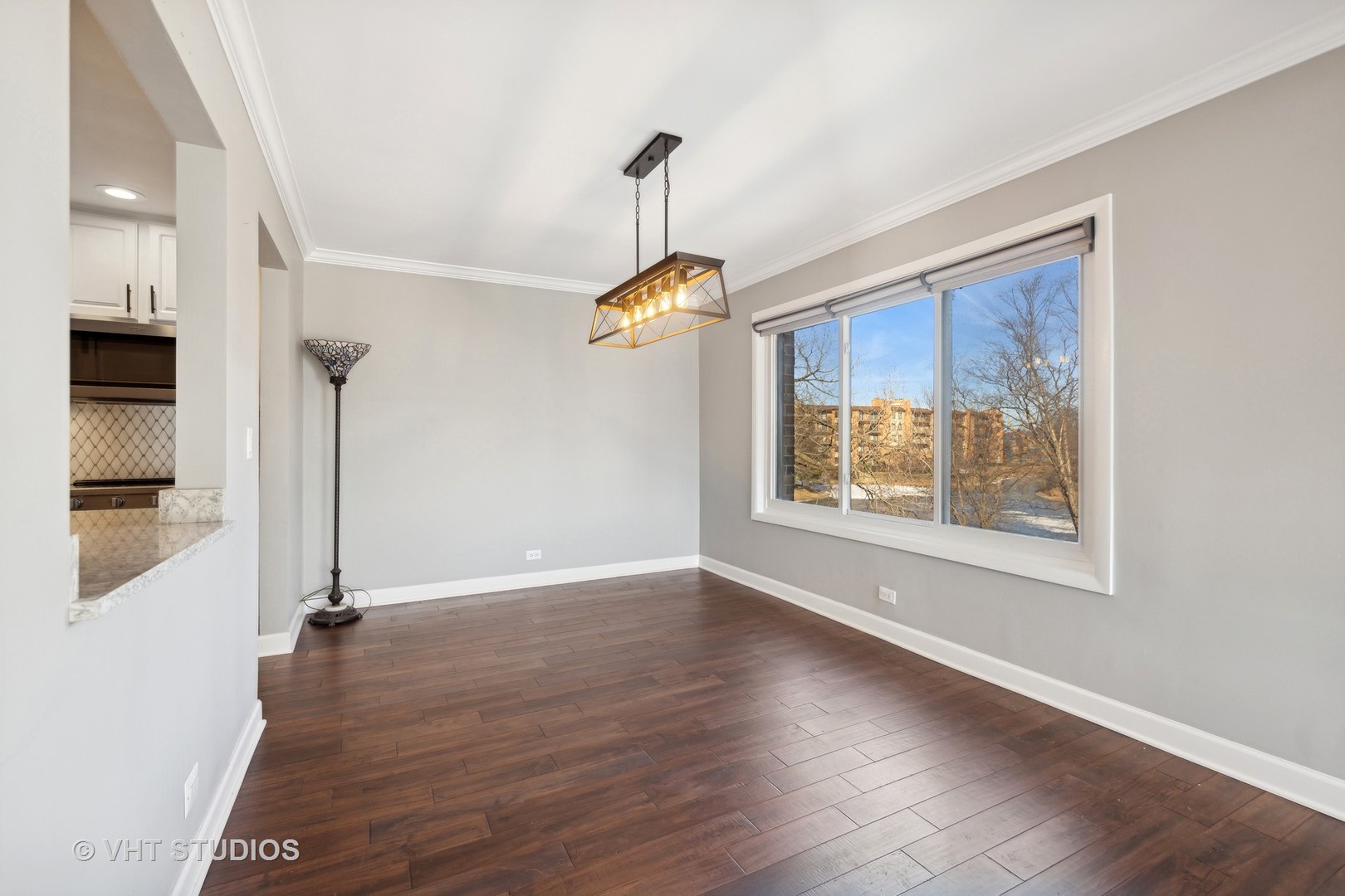 301 Lake Hinsdale Drive Unit: 306