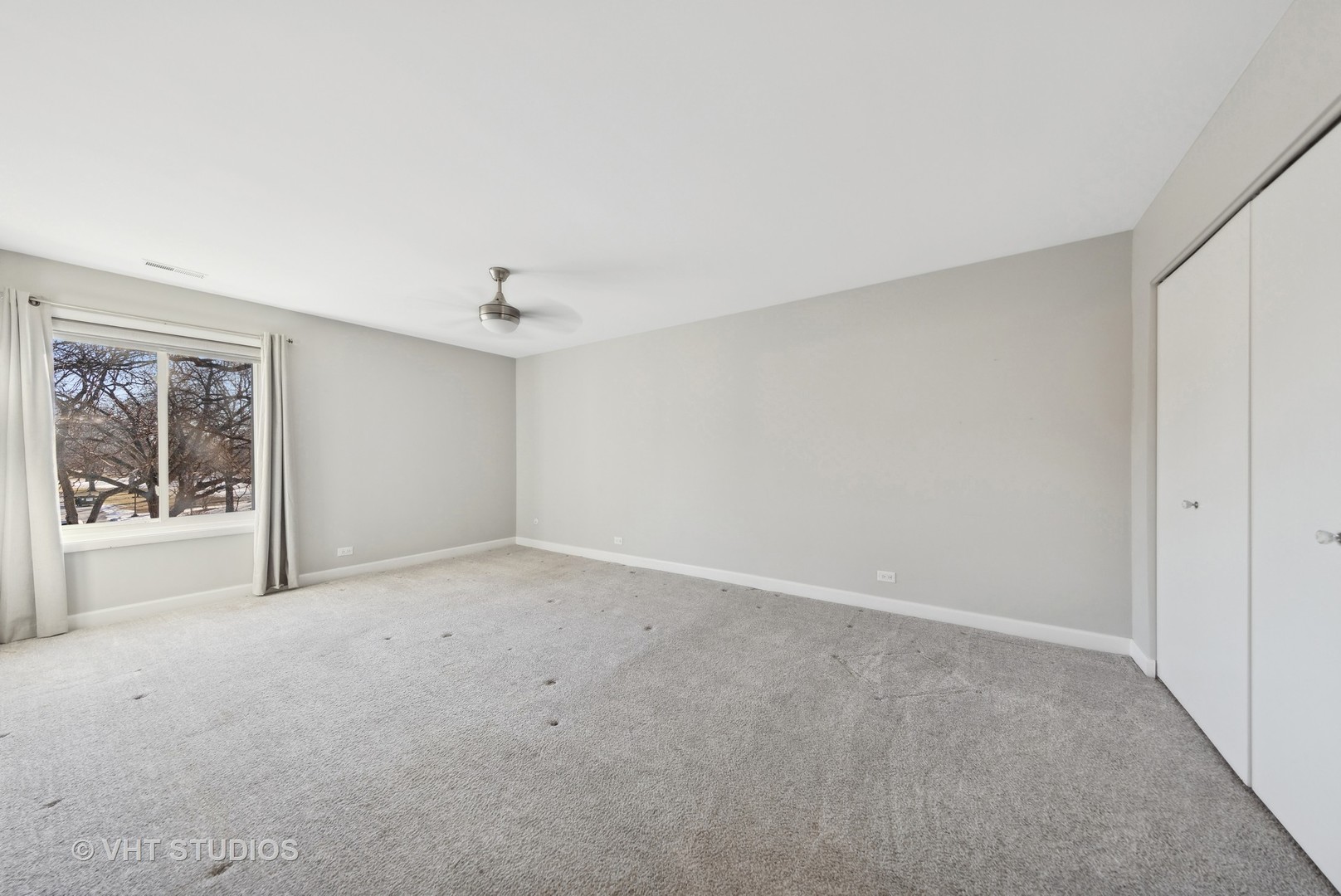 301 Lake Hinsdale Drive Unit: 306