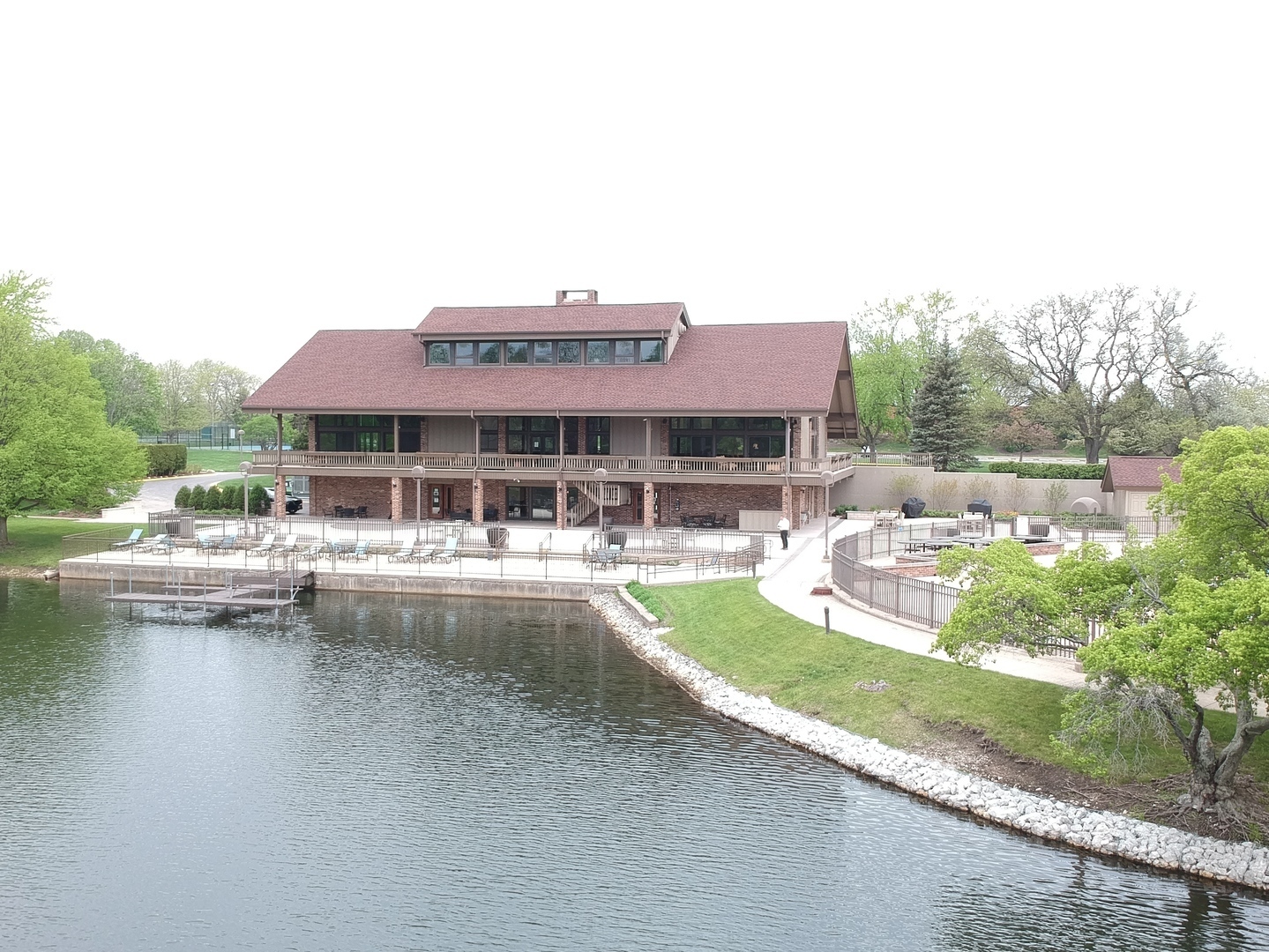301 Lake Hinsdale Drive Unit: 306