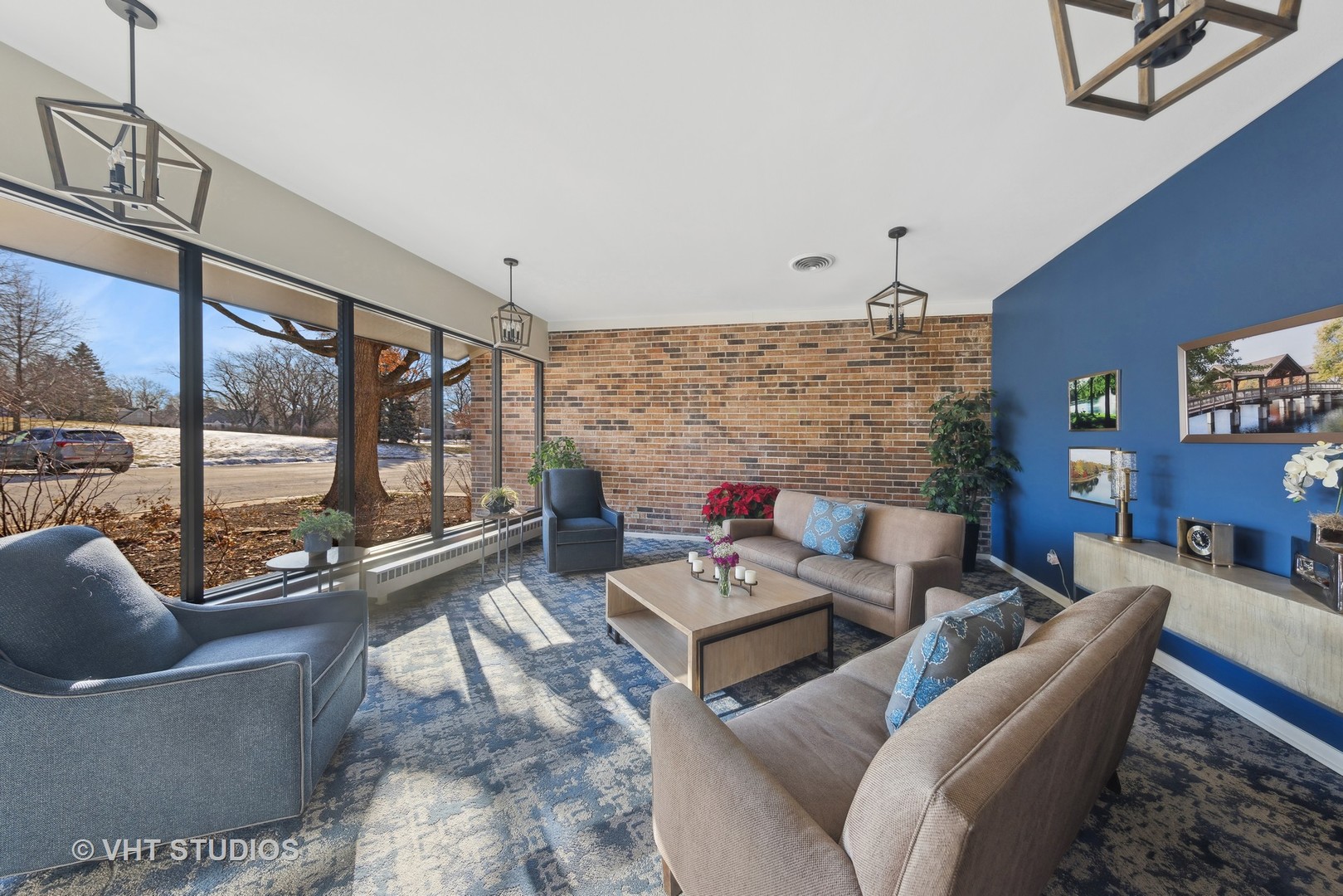 301 Lake Hinsdale Drive Unit: 306