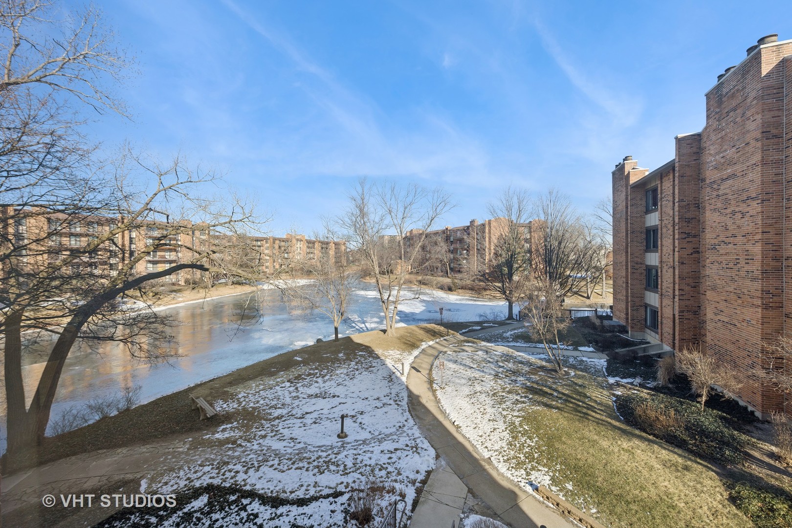 301 Lake Hinsdale Drive Unit: 306