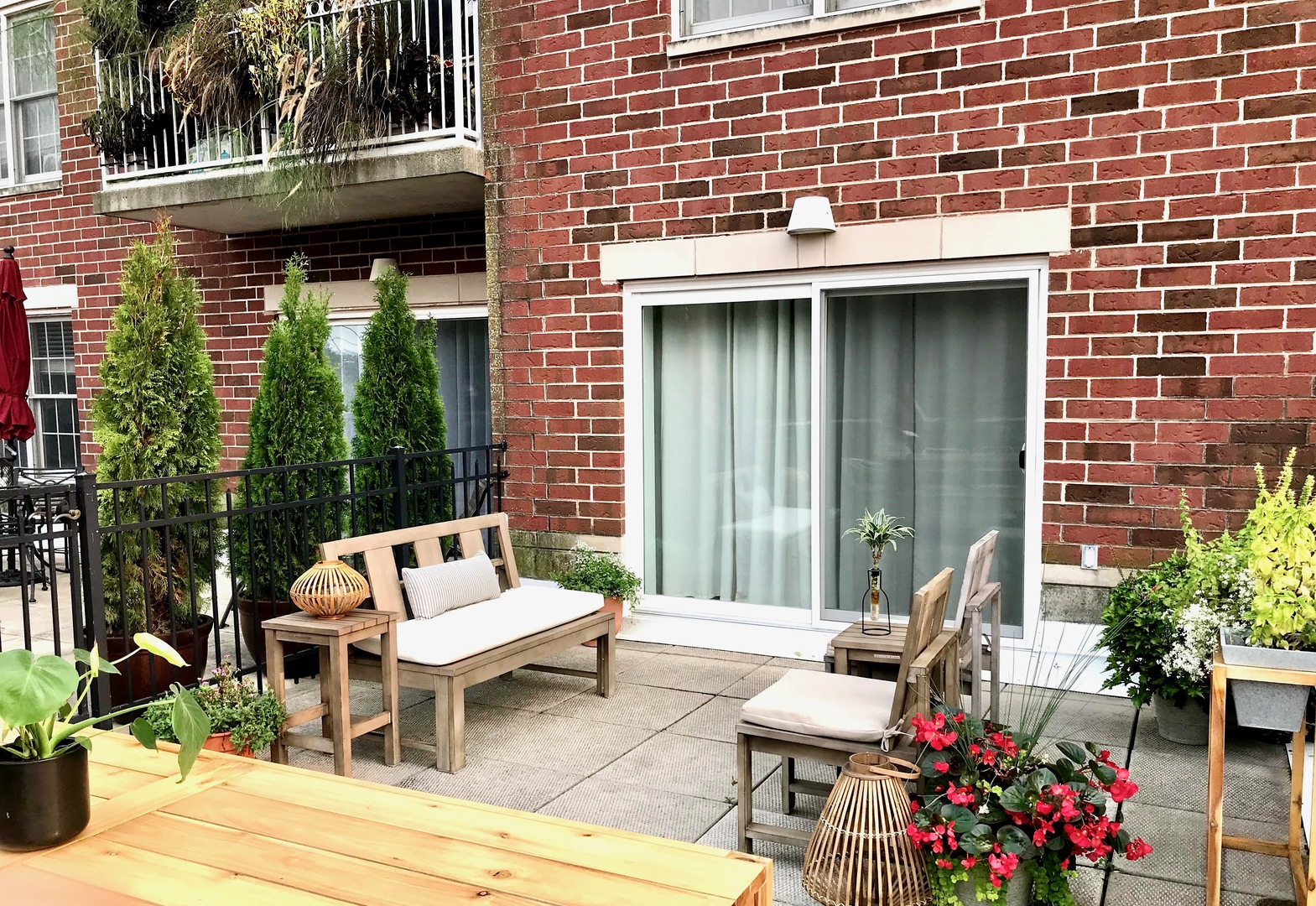 570 Crescent Boulevard Unit: 205