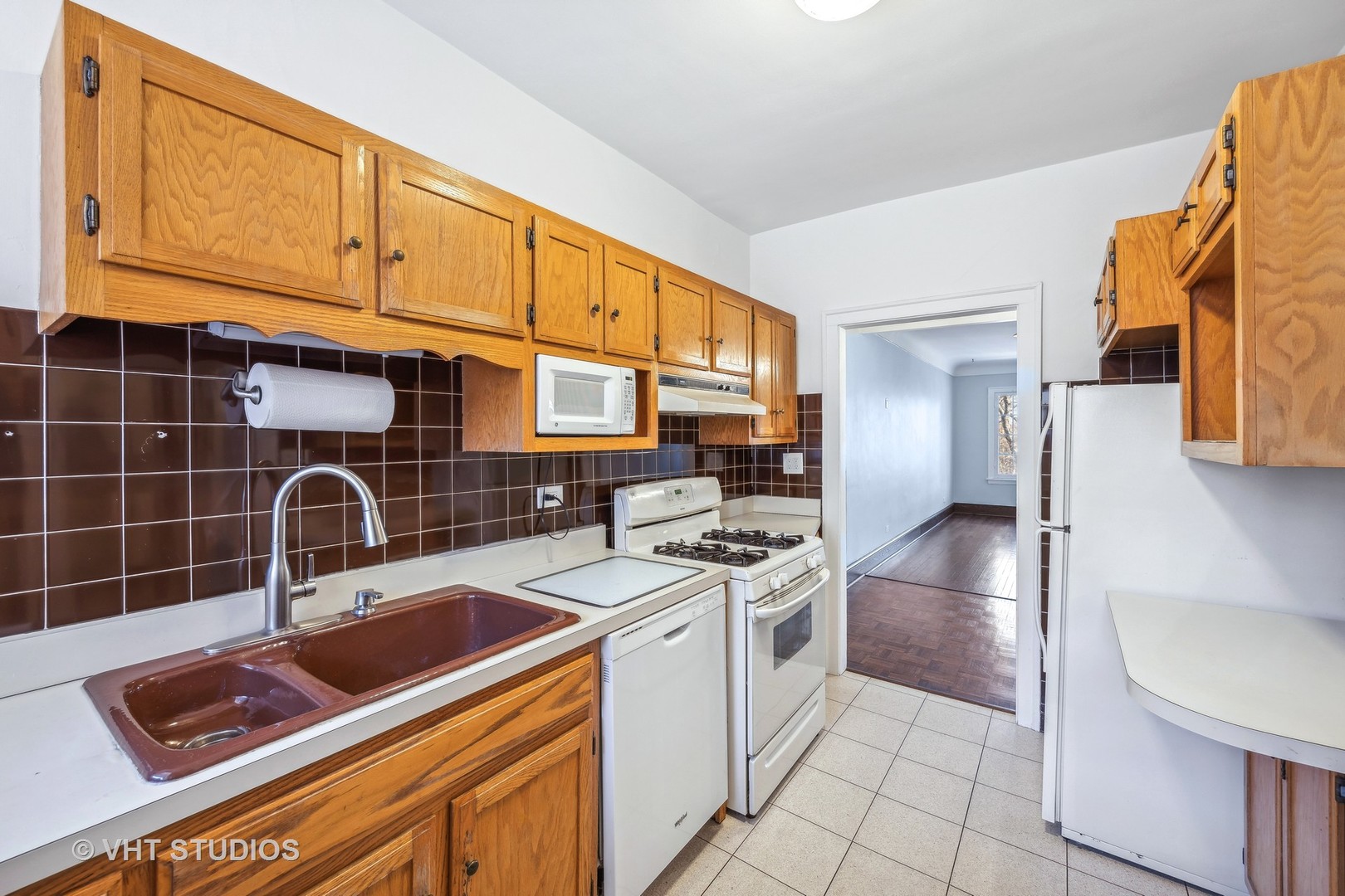 1033 Ontario Street Unit: 3BN