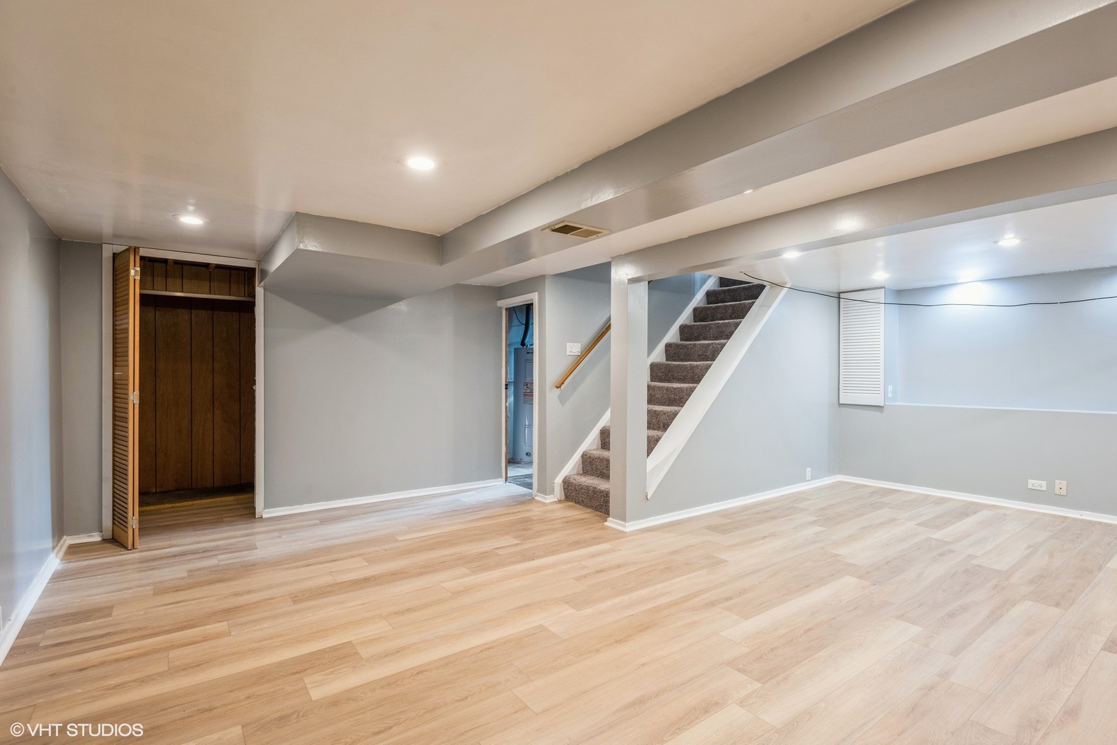 18W275 Kirkland Lane