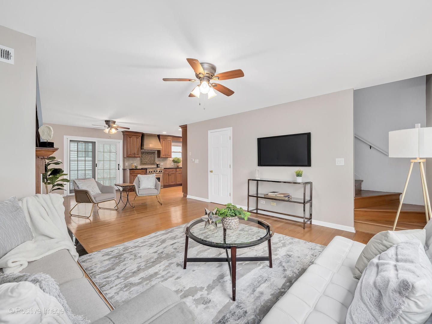 803 W 8th Street