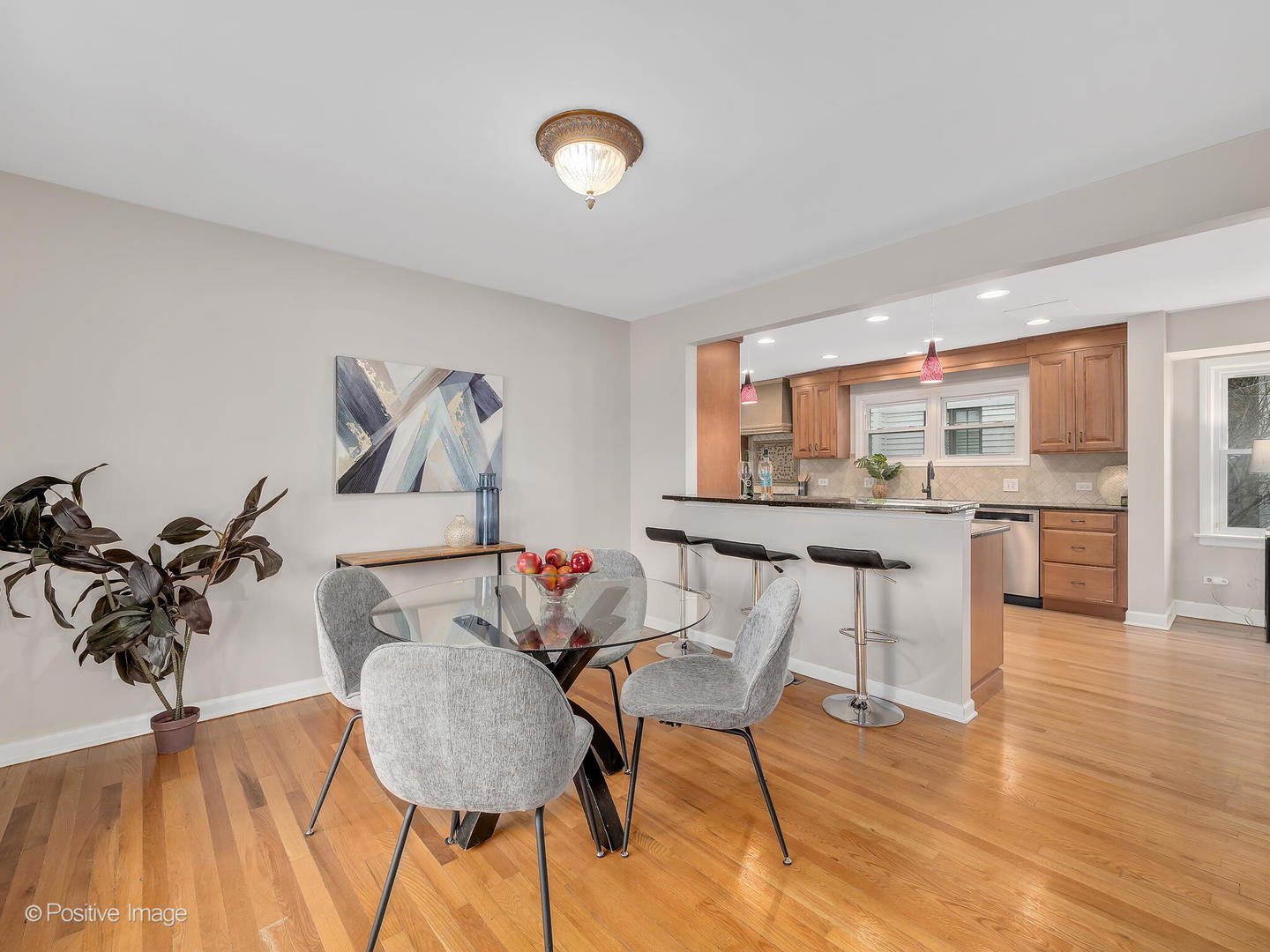 803 W 8th Street