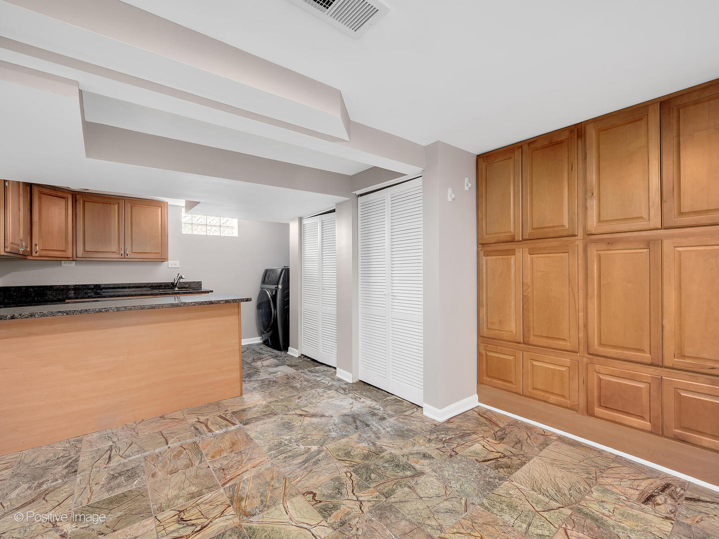 803 W 8th Street