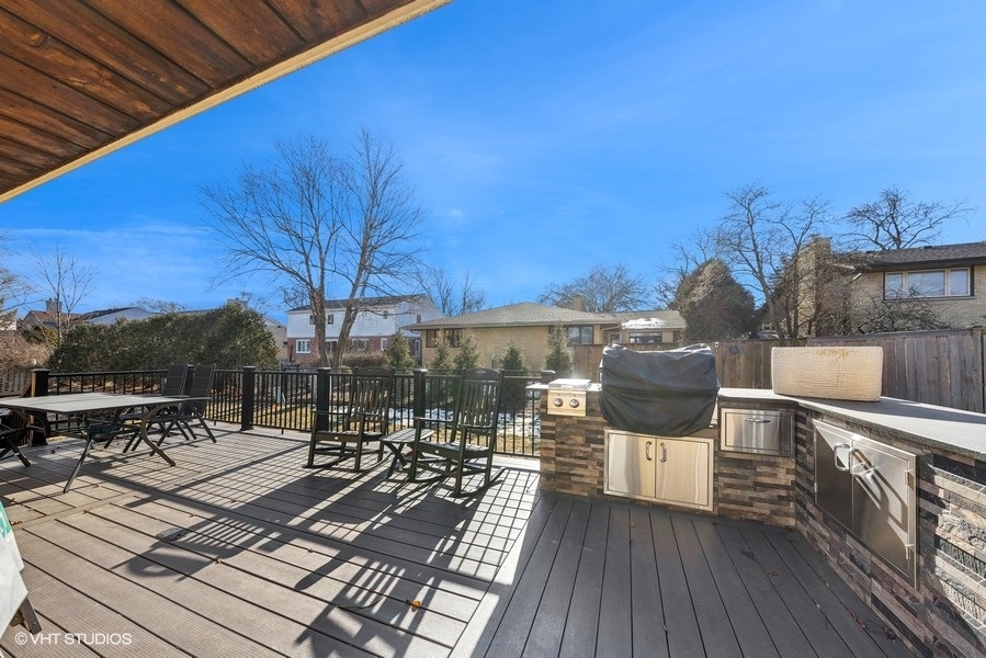 7 LARKSPUR Lane
