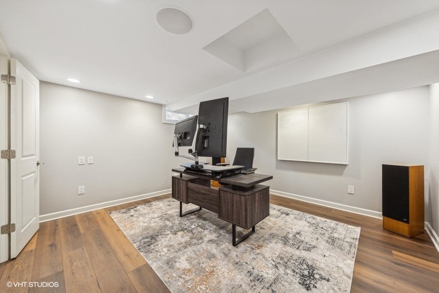 7 LARKSPUR Lane