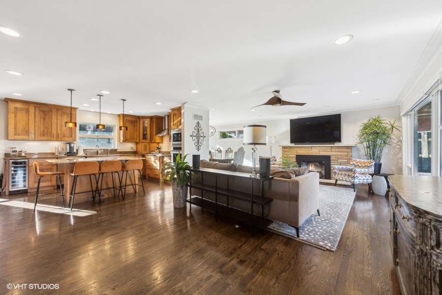 7 LARKSPUR Lane