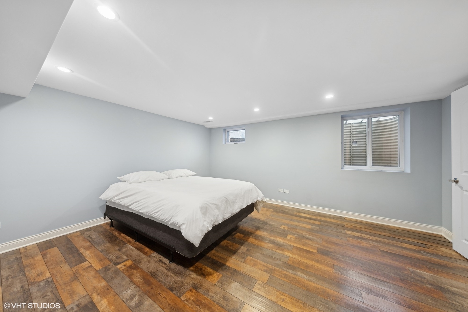 83 Waverly Avenue