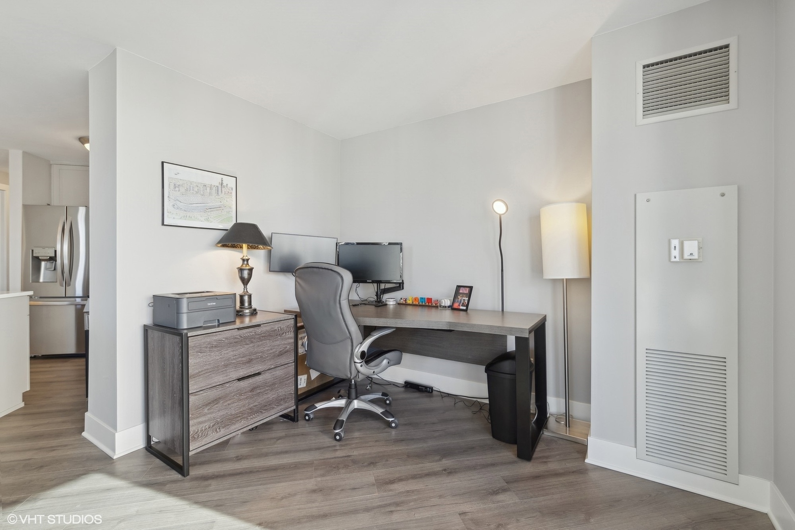 545 N Dearborn Street Unit: W2904