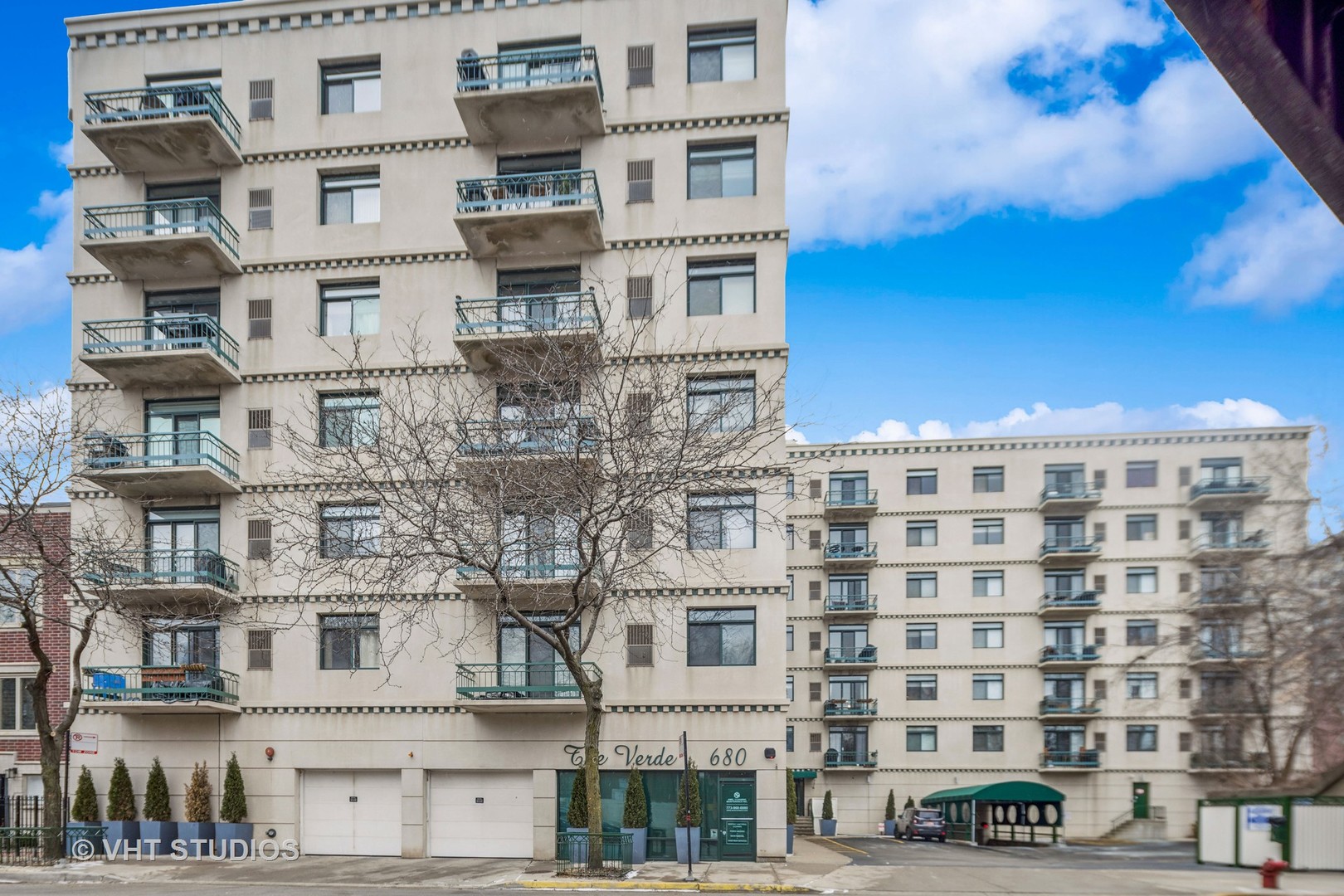 680 N Green Street Unit: 413