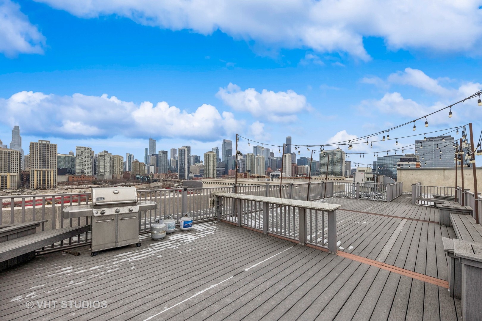 680 N Green Street Unit: 413