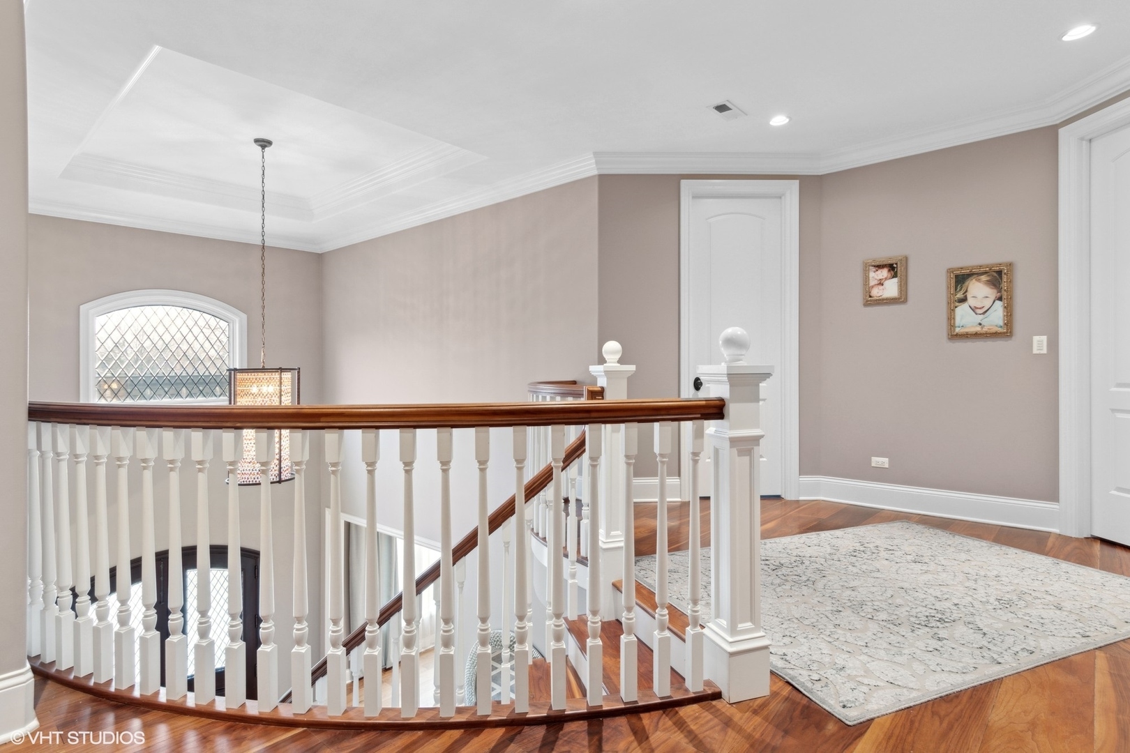 6 Ivy Lane