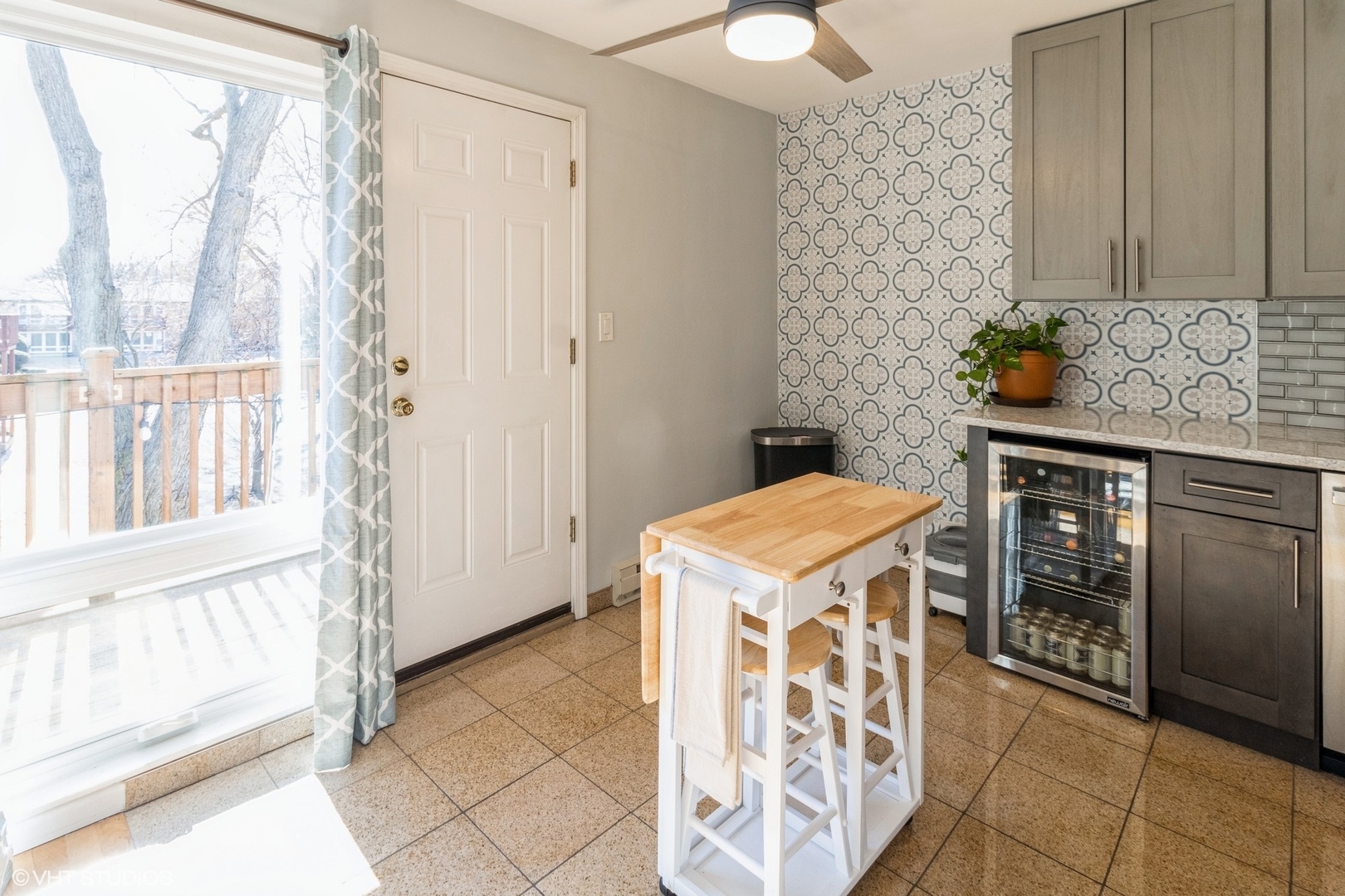 2201 Arbor Circle Unit: 210
