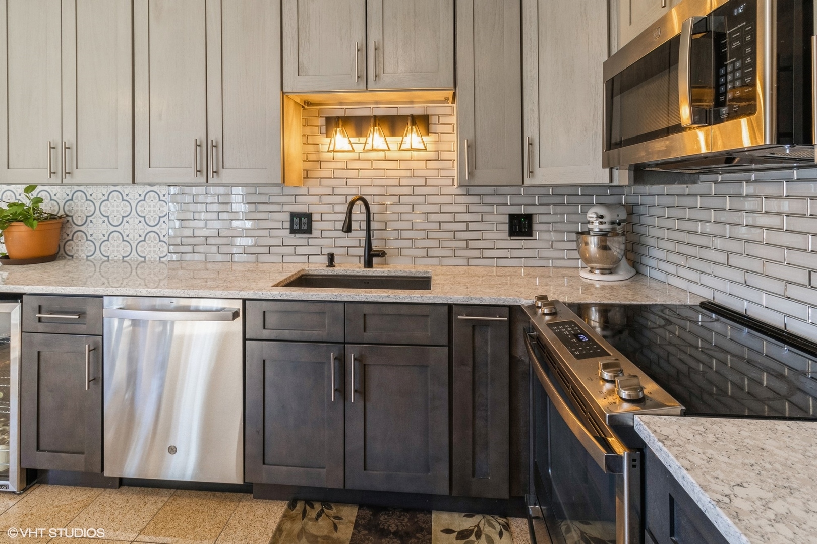 2201 Arbor Circle Unit: 210