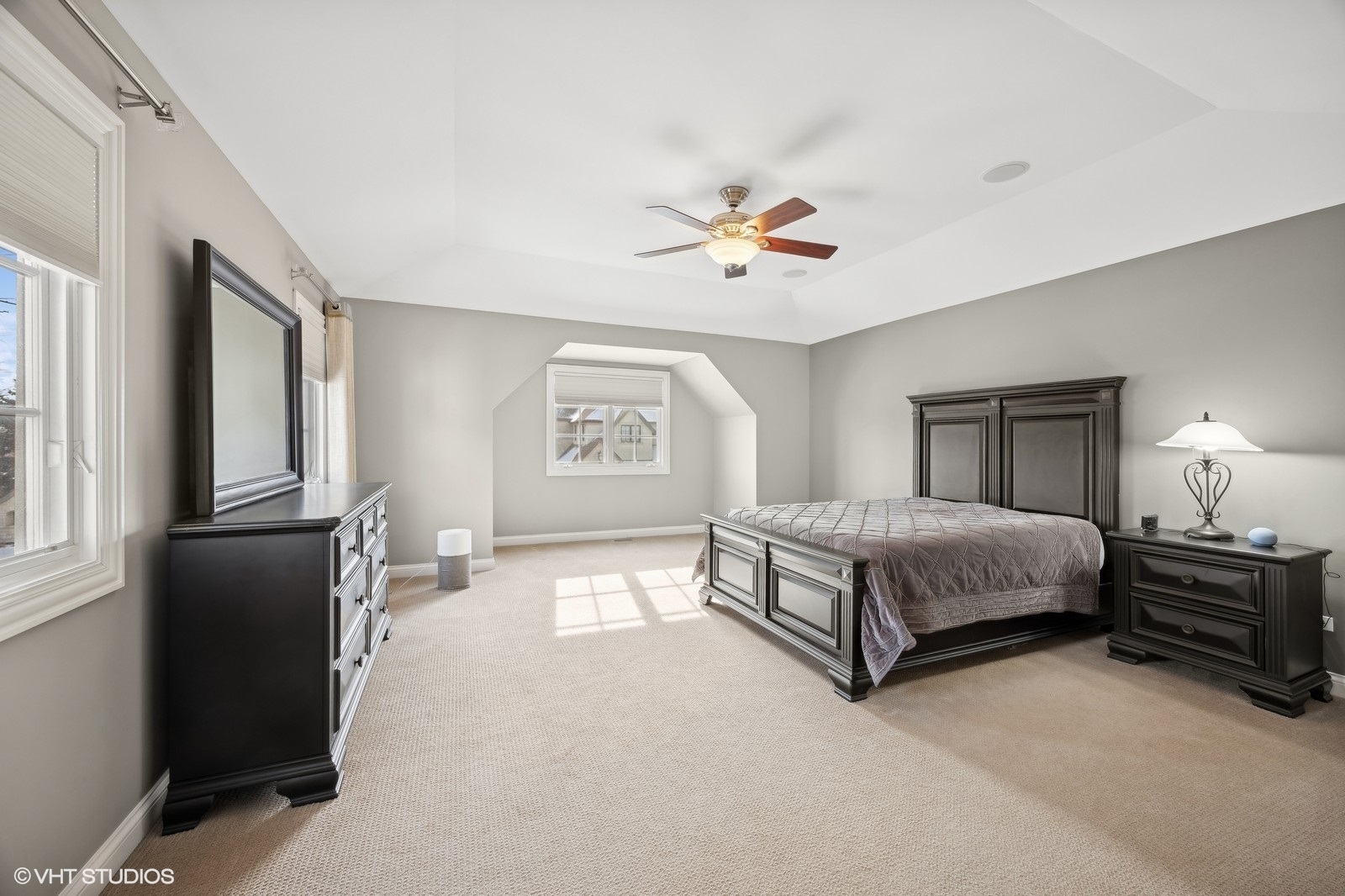 2110 LILLIAN Lane
