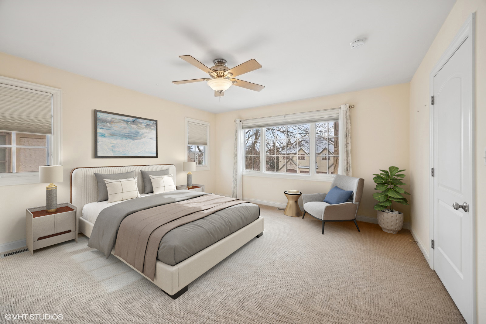 2110 LILLIAN Lane