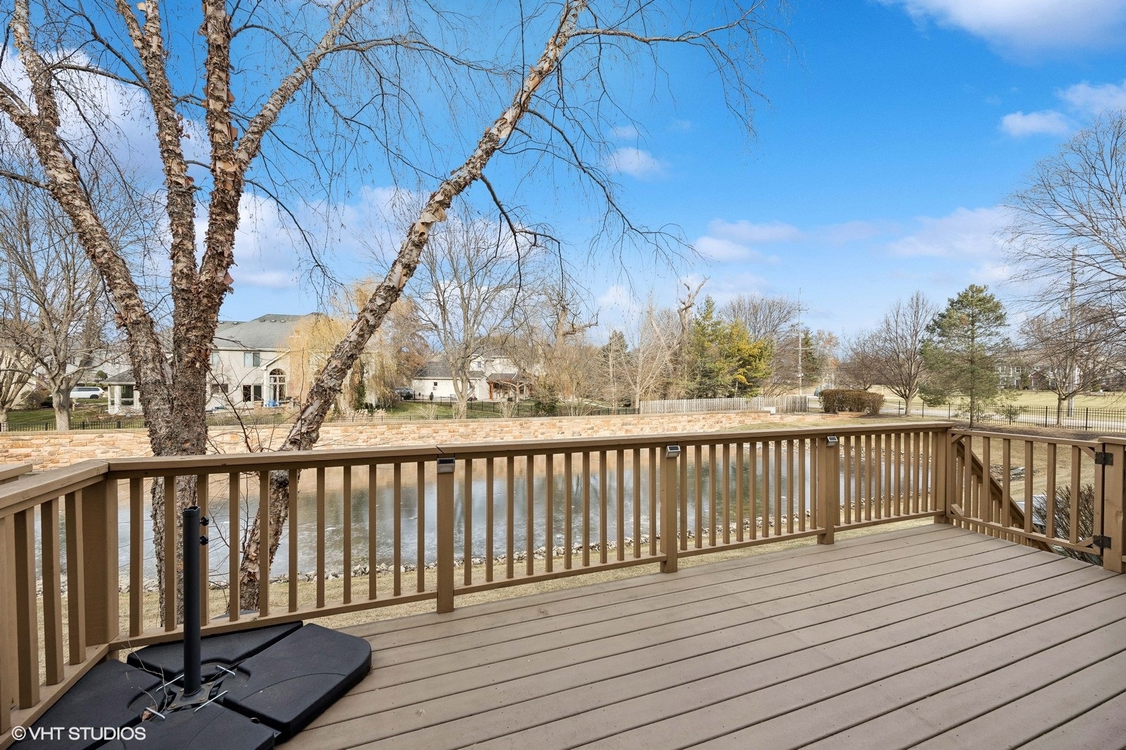 2110 LILLIAN Lane