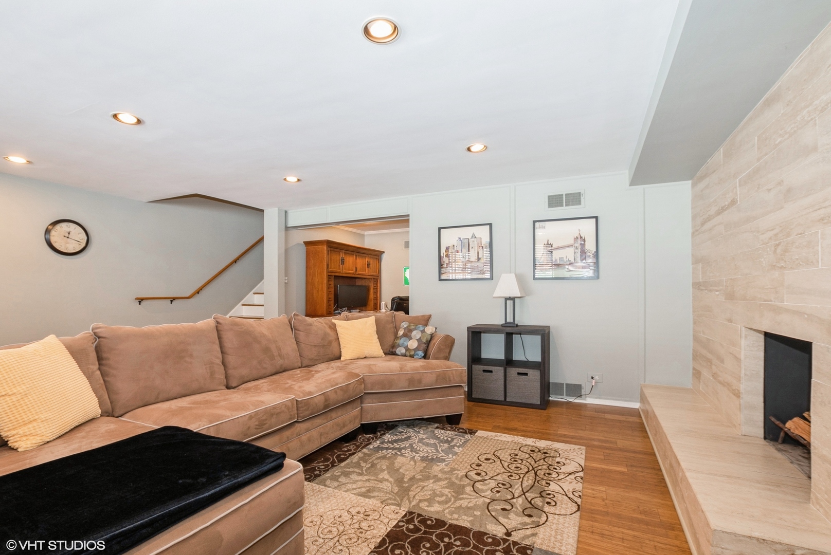 6401 Blackhawk Trail