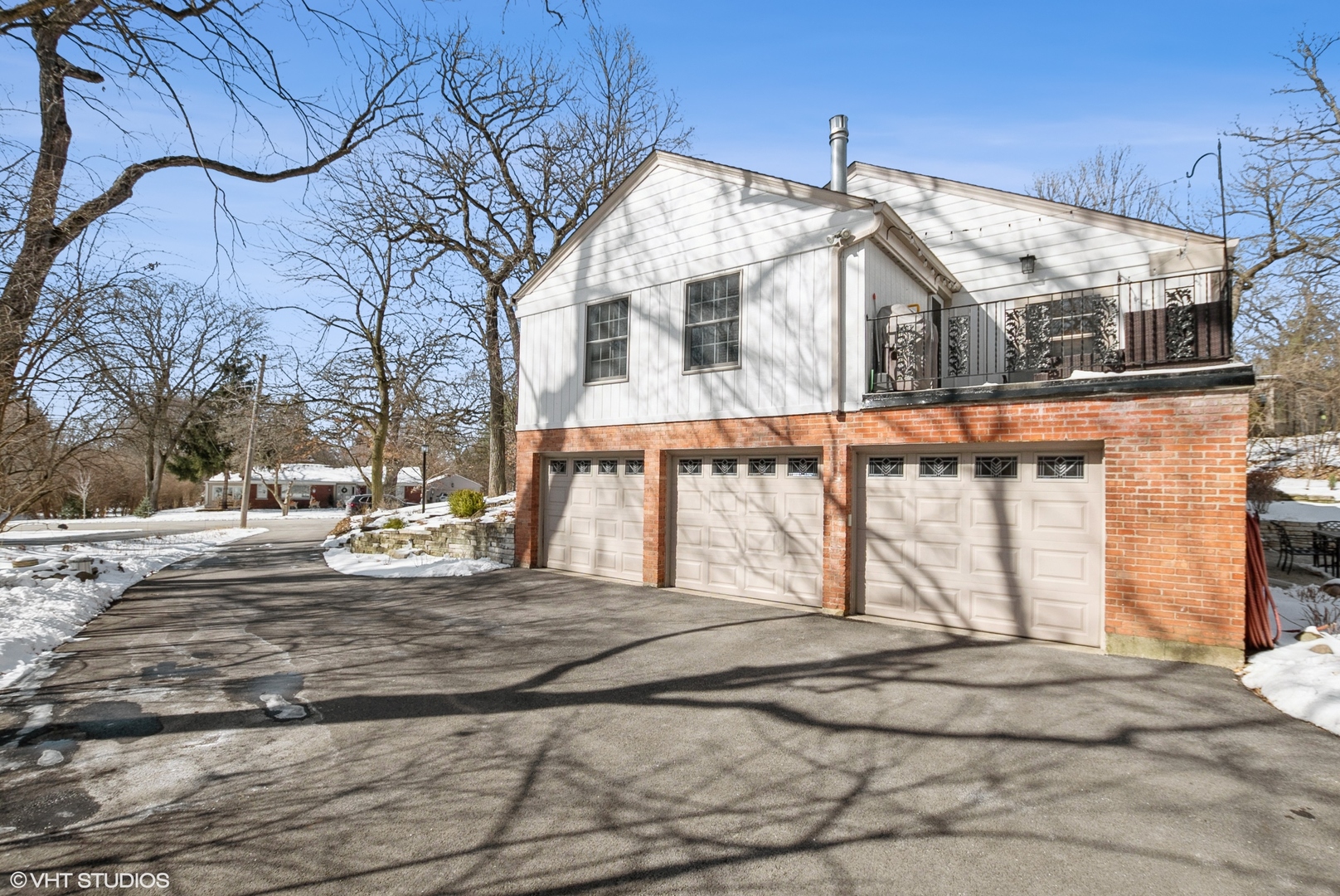 6401 Blackhawk Trail