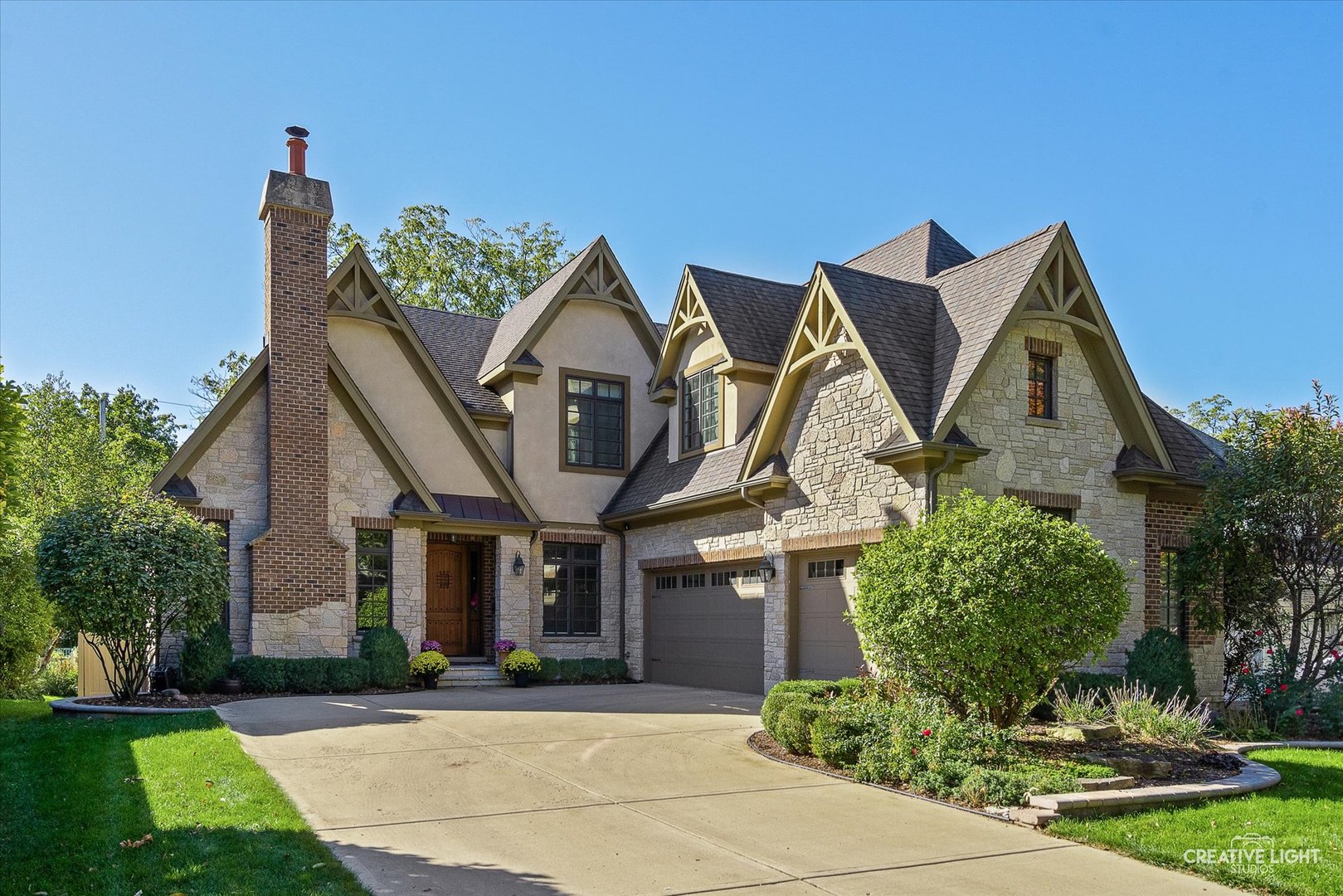 228 W Franklin Avenue