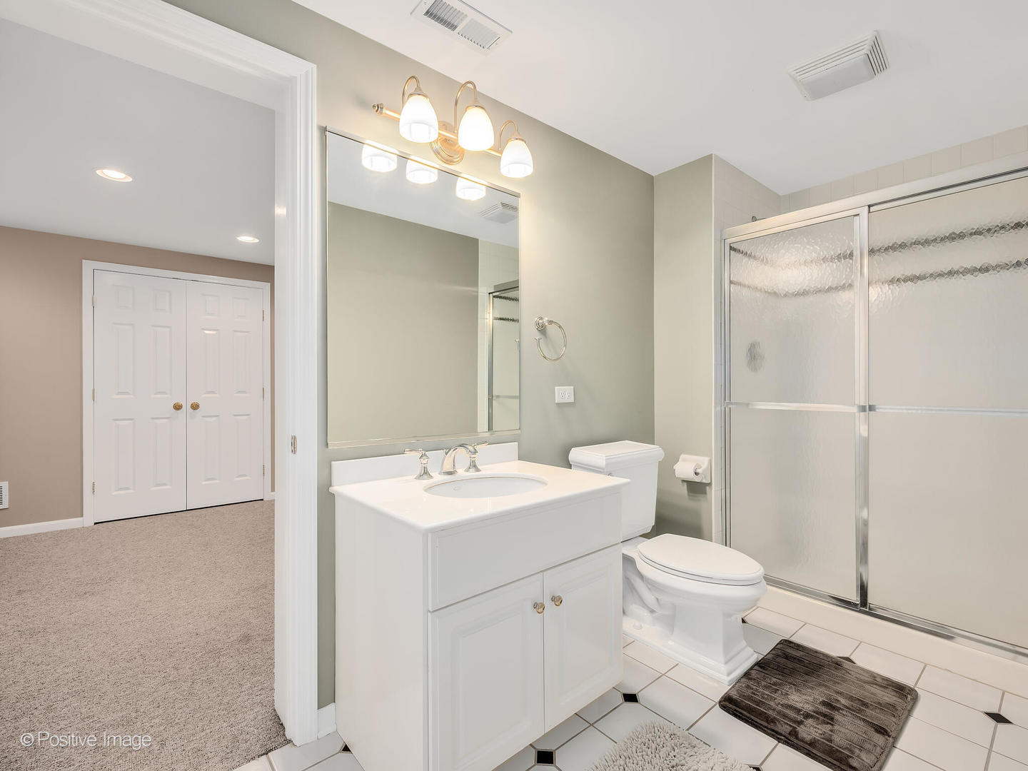 413 W 9th Street
