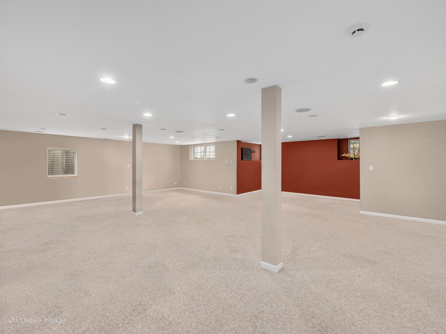 413 W 9th Street