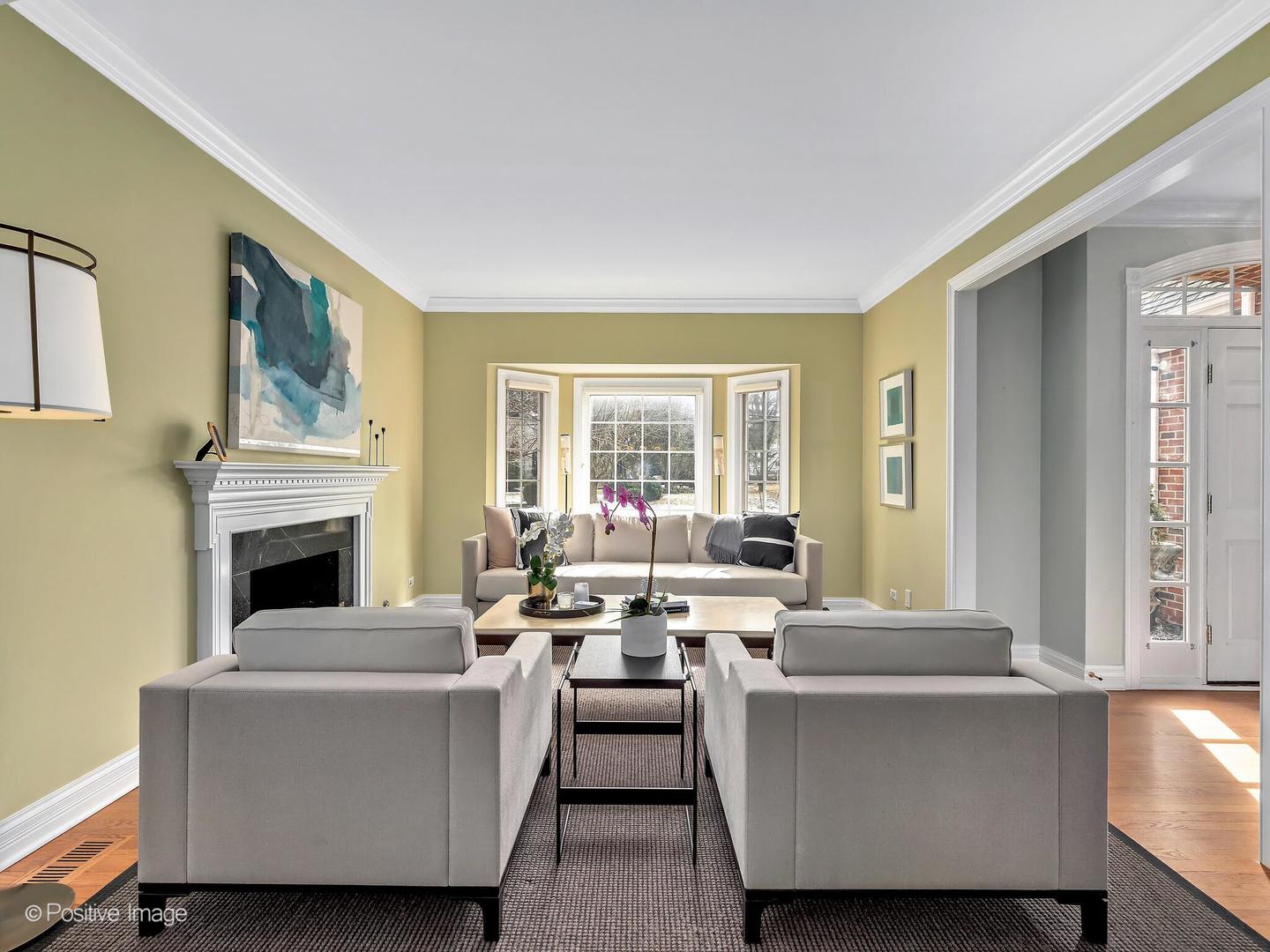 413 W 9th Street