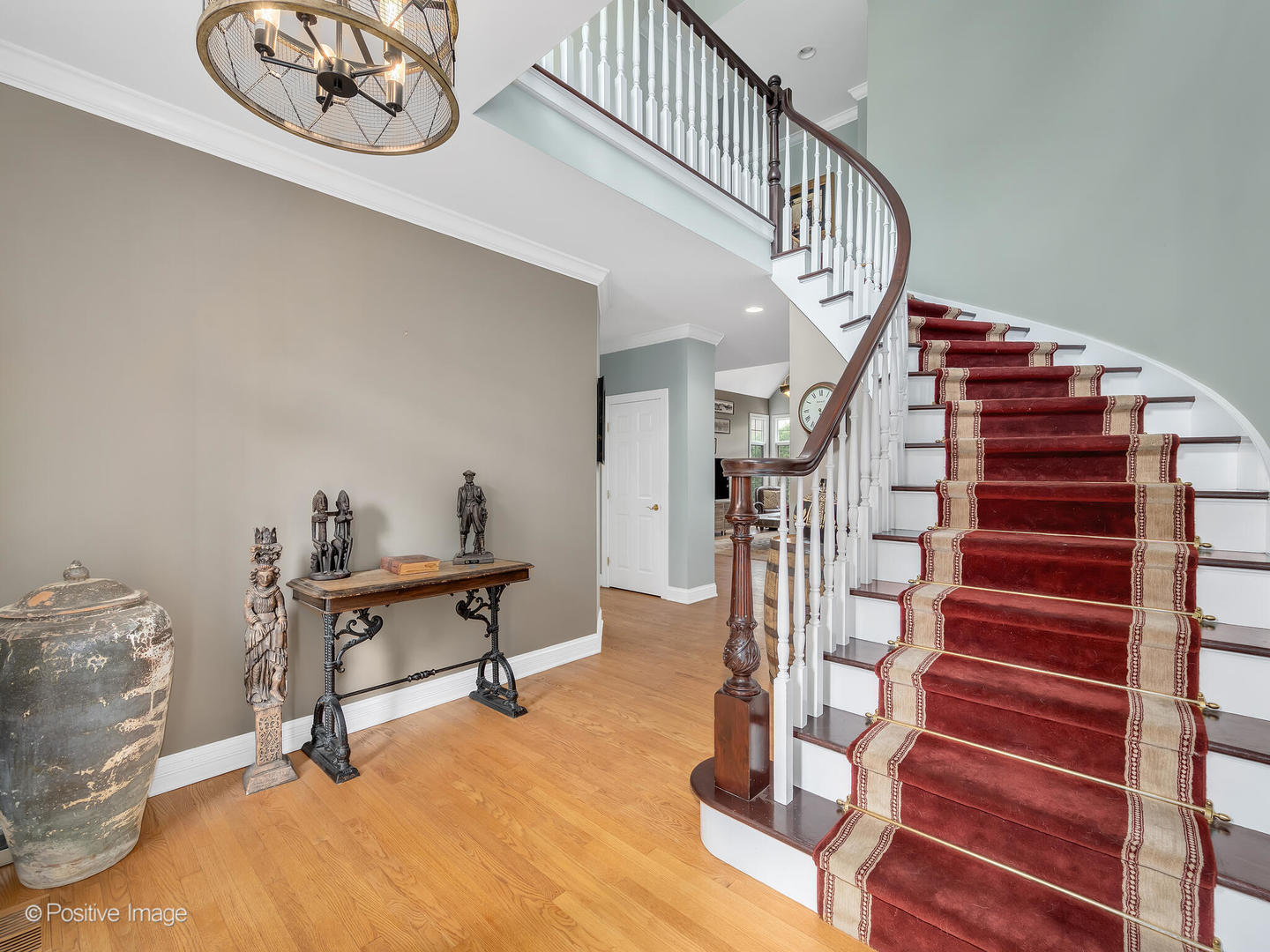 413 W 9th Street