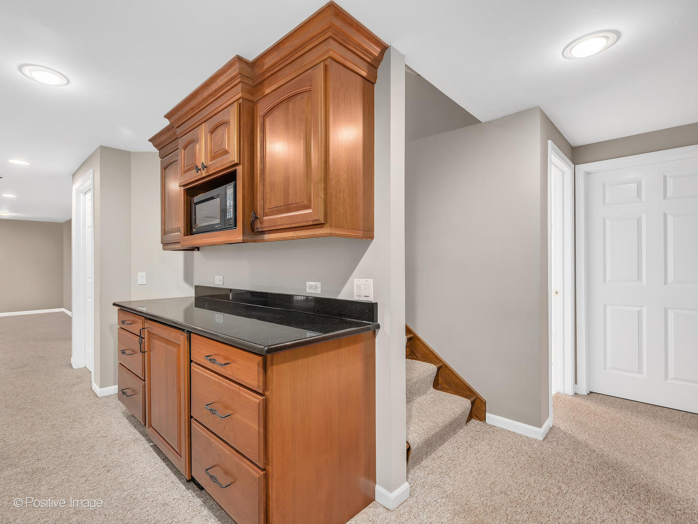 413 W 9th Street