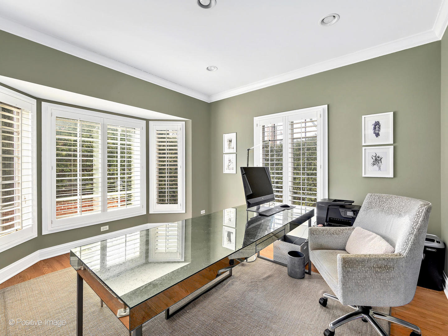 413 W 9th Street