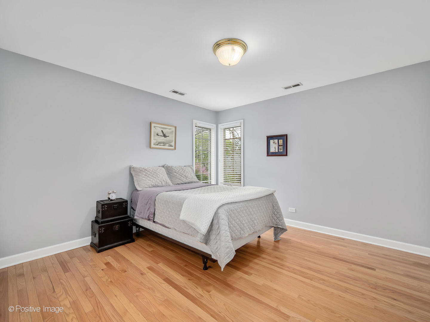 413 W 9th Street