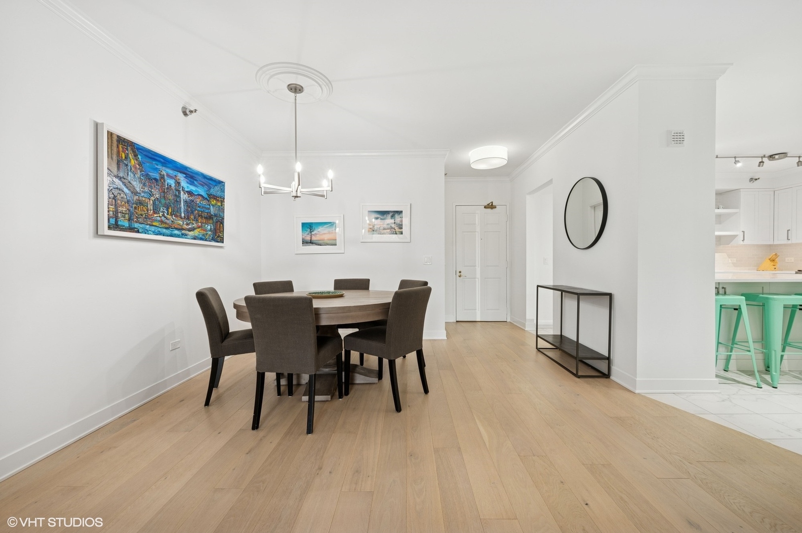 55 W Delaware Place Unit: 413