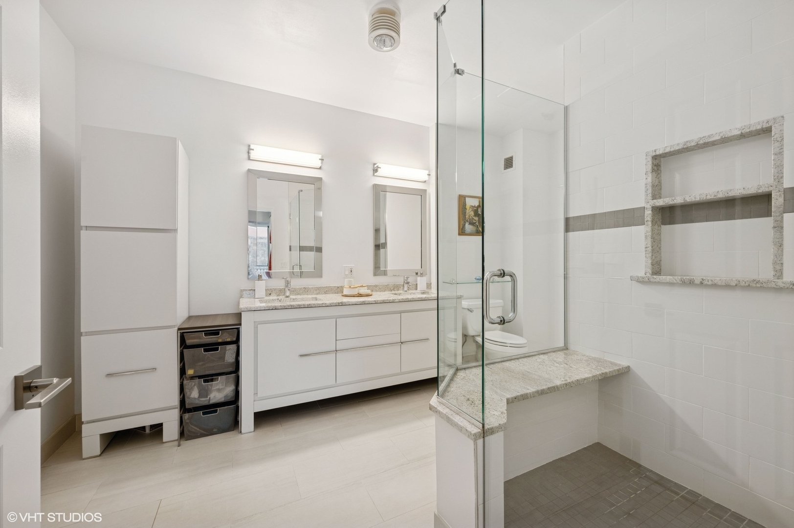 55 W Delaware Place Unit: 413