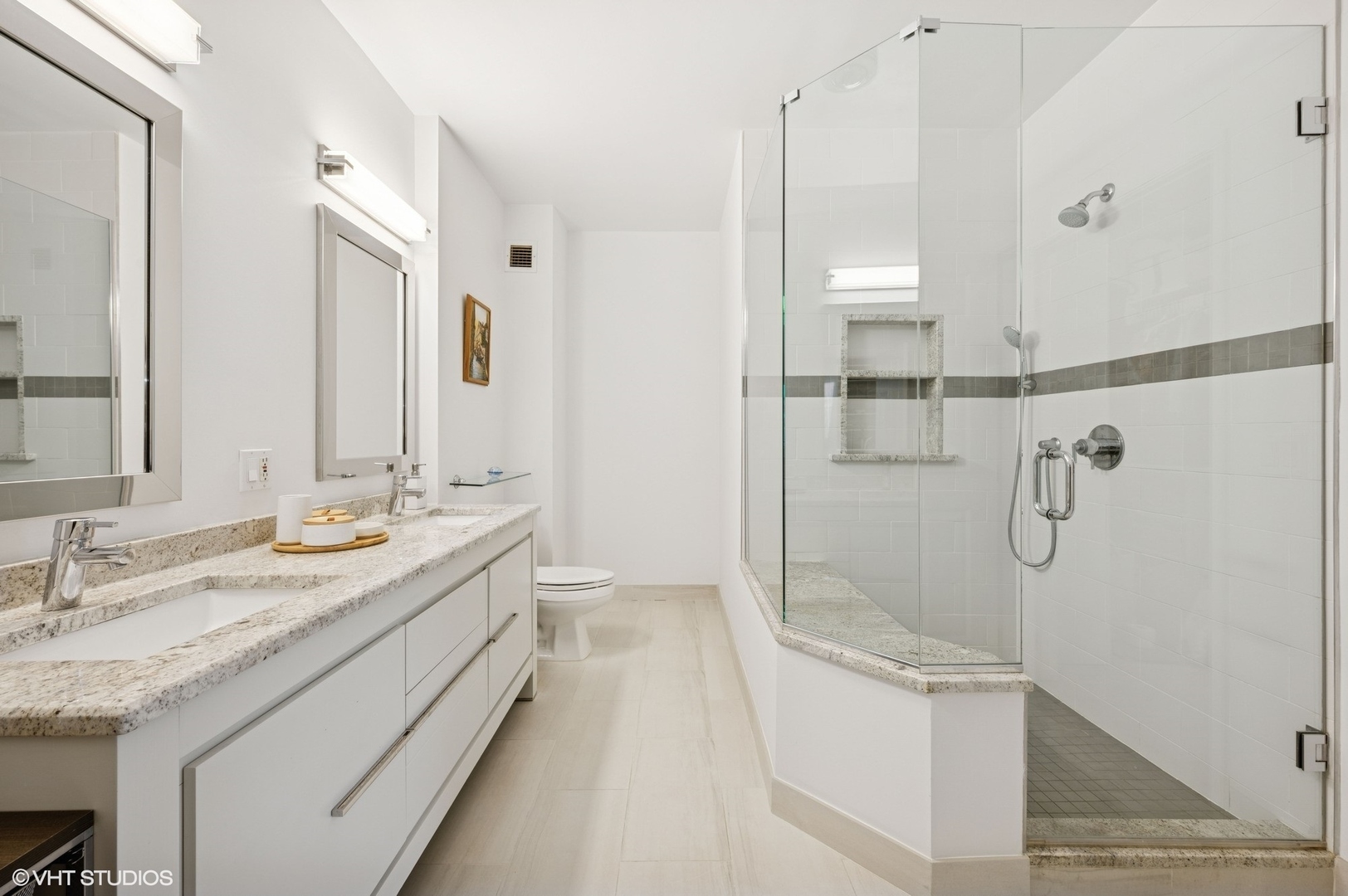 55 W Delaware Place Unit: 413